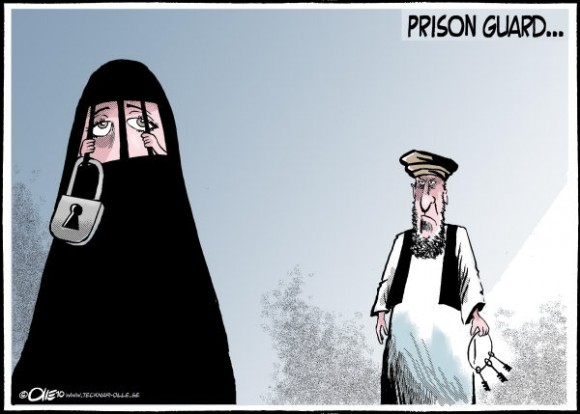 Segregata e picchiata