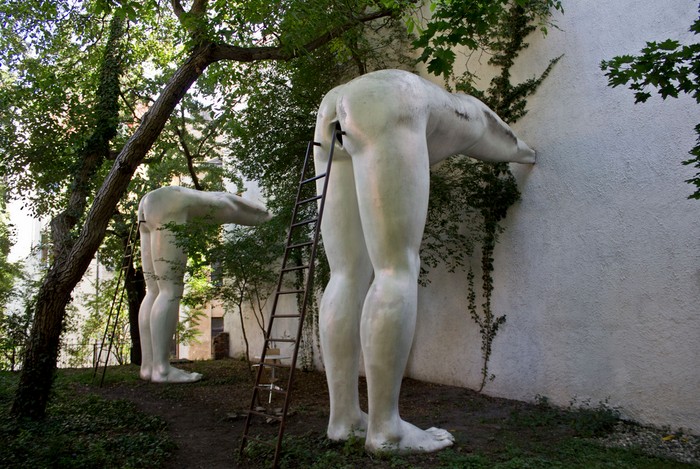 Brown nosers Praga David Černý